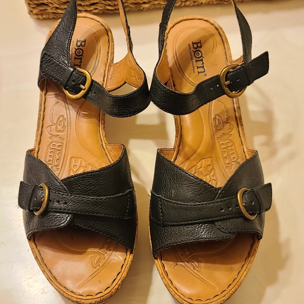 Born platform sandals